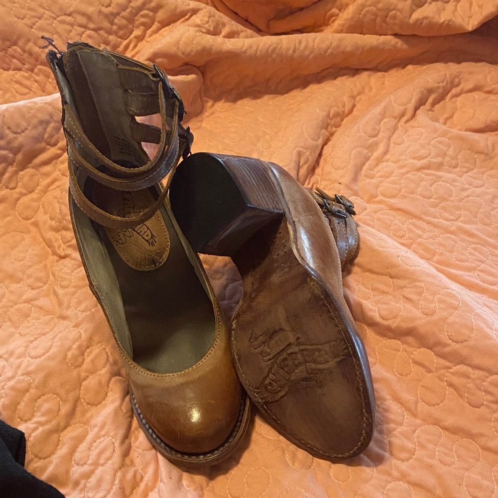 freebird Brown Leather Mary Jane Double-Strap Heels - Picture 4 of 4